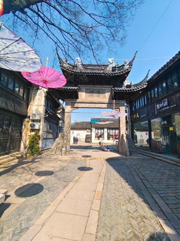 巨魔与勇士